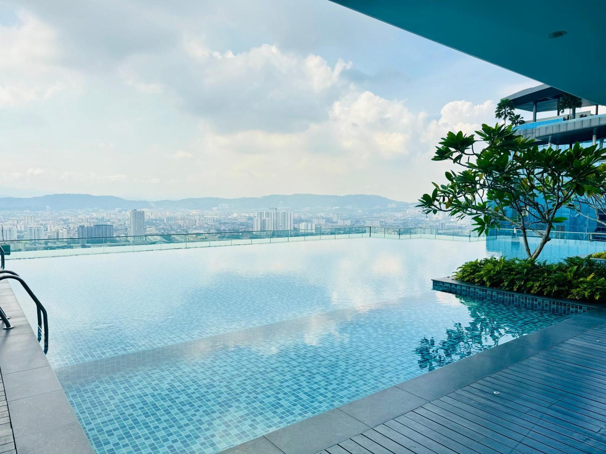 קואלה לומפור The Manor Klcc Serviced Apartment מראה חיצוני תמונה