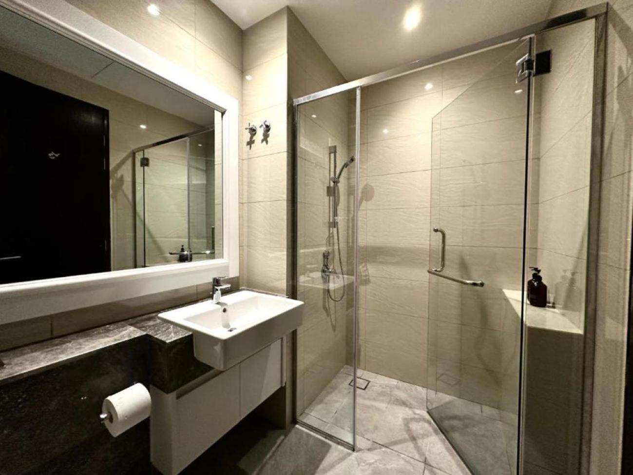 קואלה לומפור The Manor Klcc Serviced Apartment מראה חיצוני תמונה