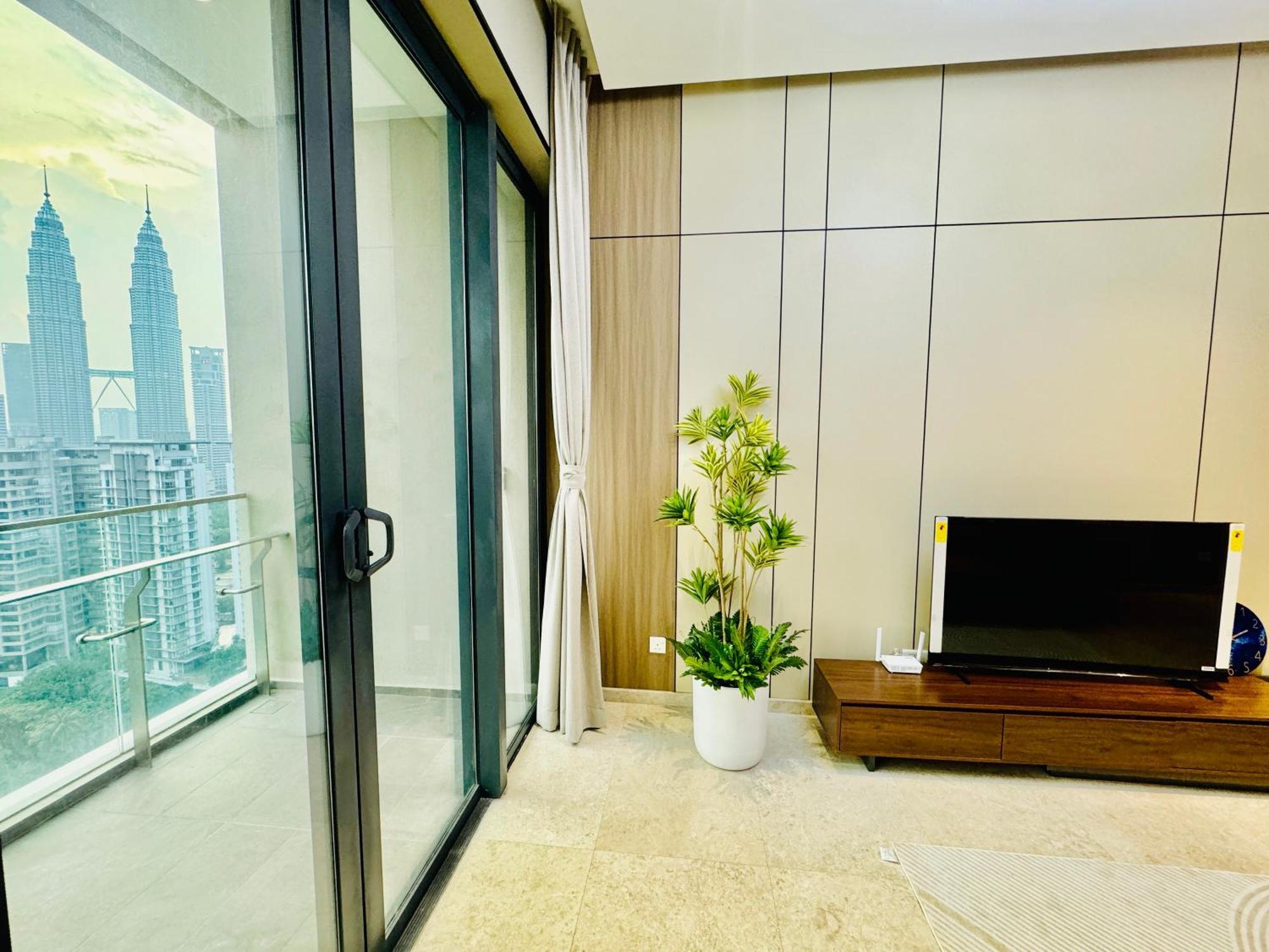 קואלה לומפור The Manor Klcc Serviced Apartment מראה חיצוני תמונה