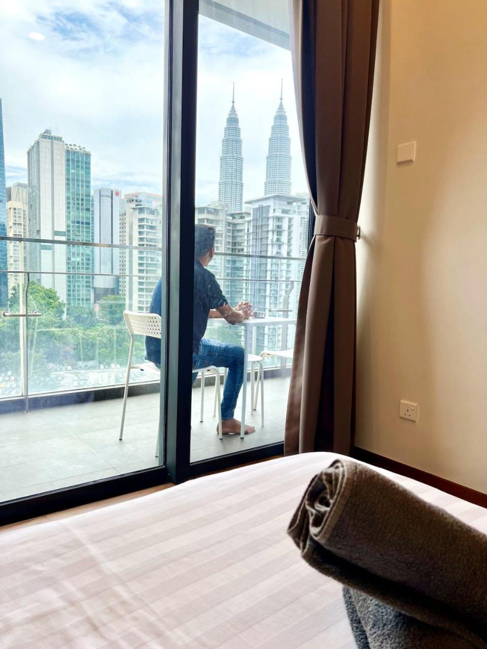 קואלה לומפור The Manor Klcc Serviced Apartment מראה חיצוני תמונה